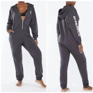 Savage X Fenty Charcoal Gray Zip-Front Hooded Onesie Showgirl Hooded Jumpsuit